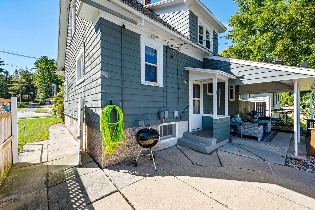 216 W. Maple Street — photo 20